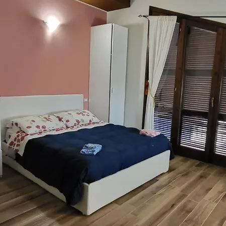 Lory House Apartment *